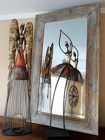 Zrkadlo s kovovým tepaným rámom, 106 x 62 cm