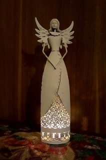 Biely kovový anjel, svietnik, 32 cm